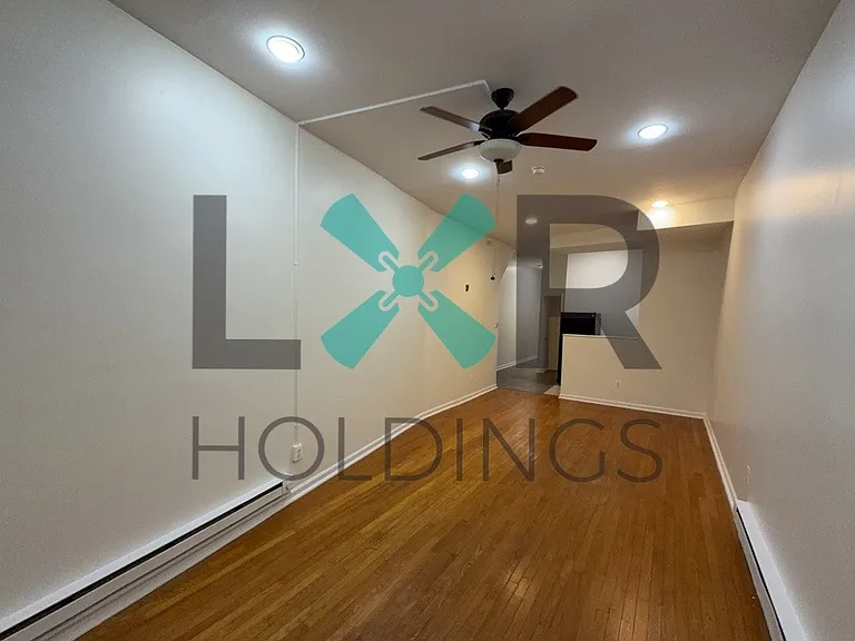 1841 W Erie Ave #1 — Photo 1