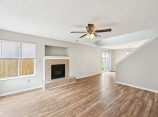 693 Cembra Dr, Greenwood, IN 46143