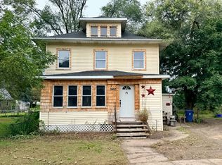 1002 Locust St, Thomson, IL 61285