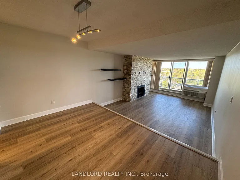 20 Speers Rd #1105 — Photo 13
