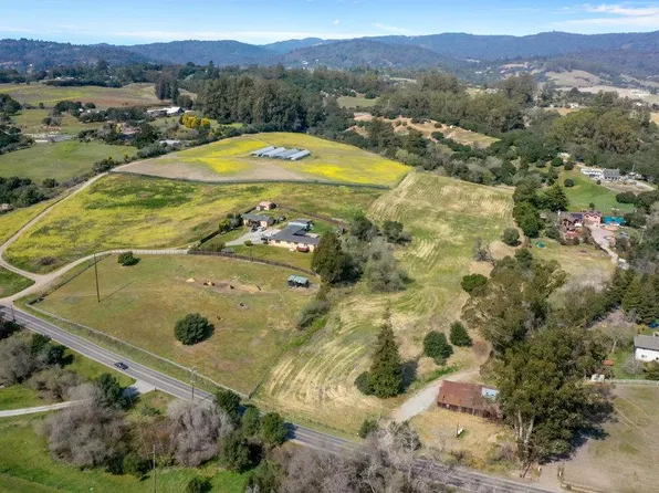 Pioneer Rd, Watsonville, CA 95076