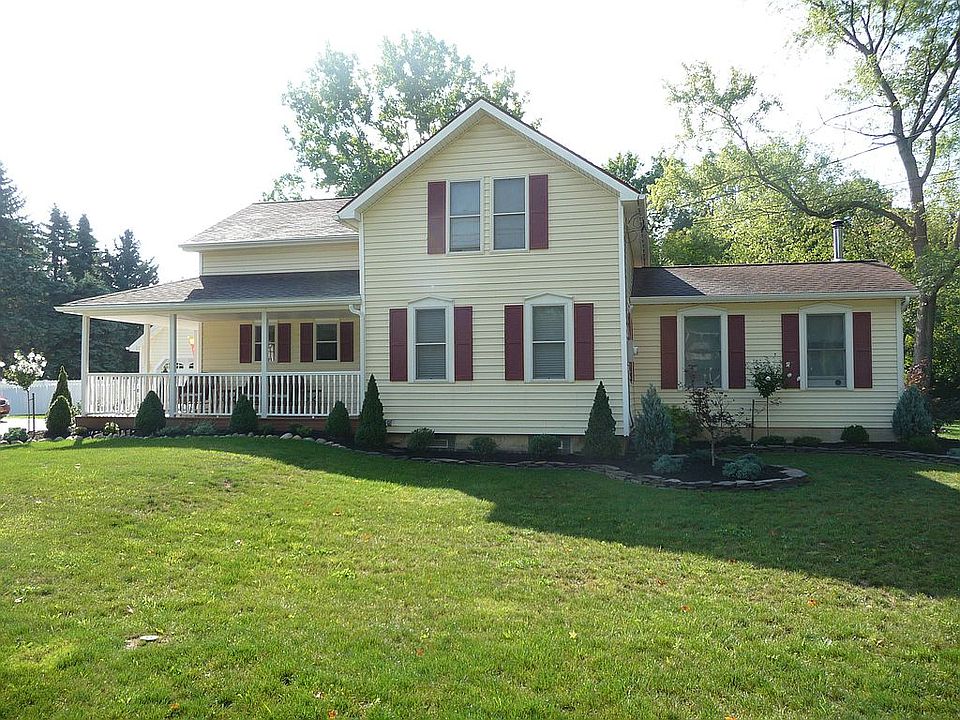 2nd image of 4715 Duerr Rd
