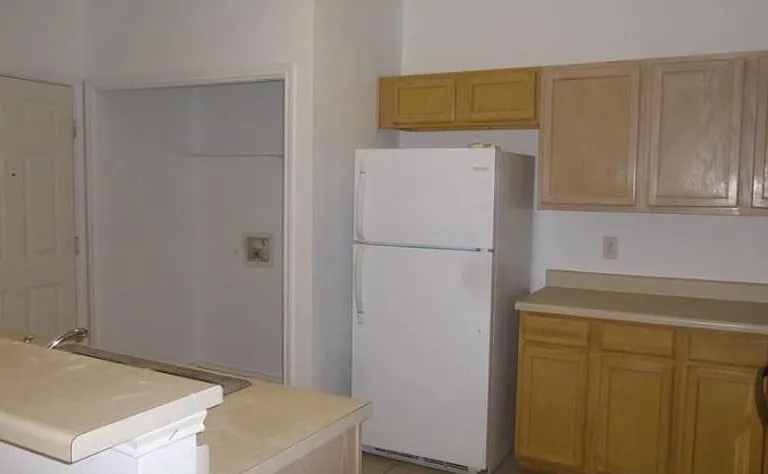 501 Tablerock Cir #B — Photo 9