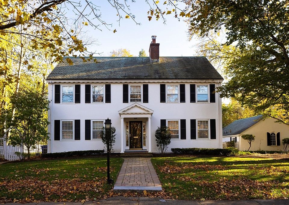 1st image of 138 Waban Ave