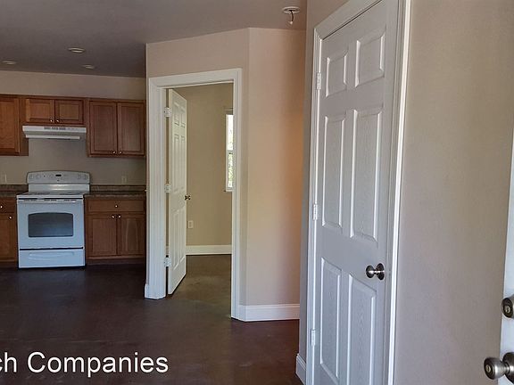 3rd image of 1421 21st Ave S APT 101