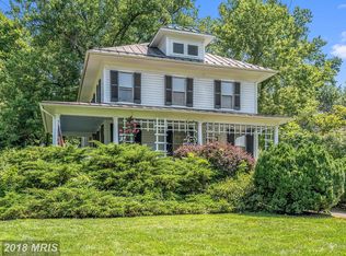 15674 Factory St, Waterford, VA 20197