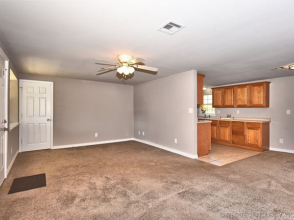 5th image of 31253 E 682nd Ter