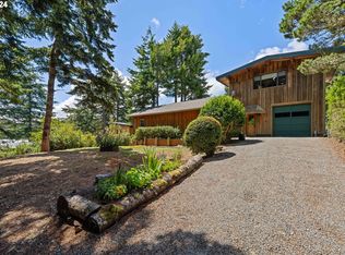 47256 Lakes End Dr, Langlois, OR 97450