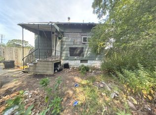 281 W Keating Ave, Muskegon Heights, MI 49444