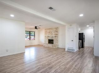 2227 Meadow Crst, Irving, TX 75060