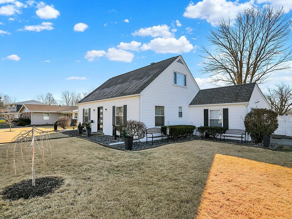 1st image of 3309 Larkspur Ln