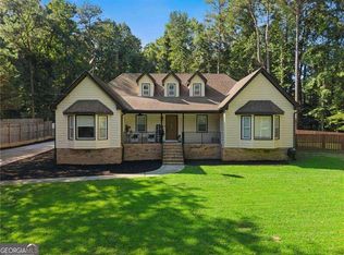 3525 Rock Falls Dr, Snellville, GA 30039