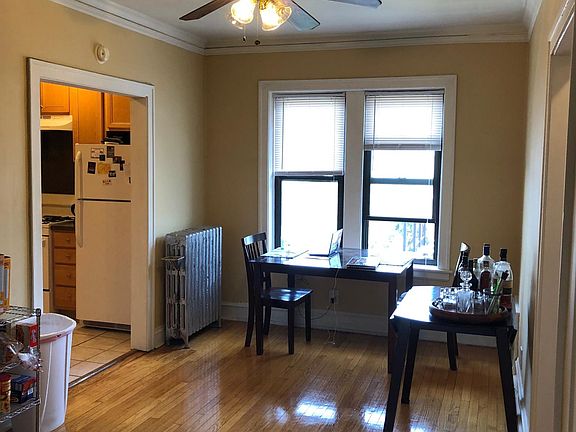 3rd image of 2840 N Francisco Ave APT 3A