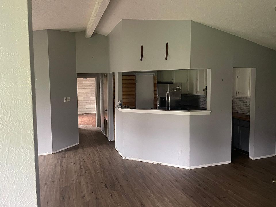 2nd image of 26 Branding Iron Dr #O
