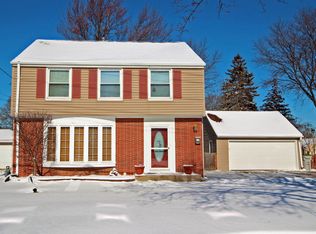 7314 W Wedgewood Dr, Milwaukee, WI 53220