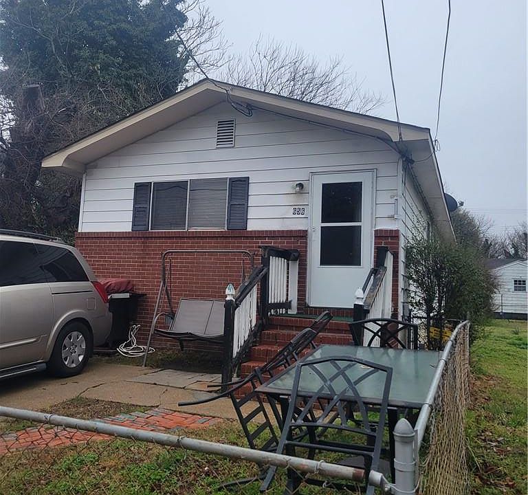 1st image of 656 20th St