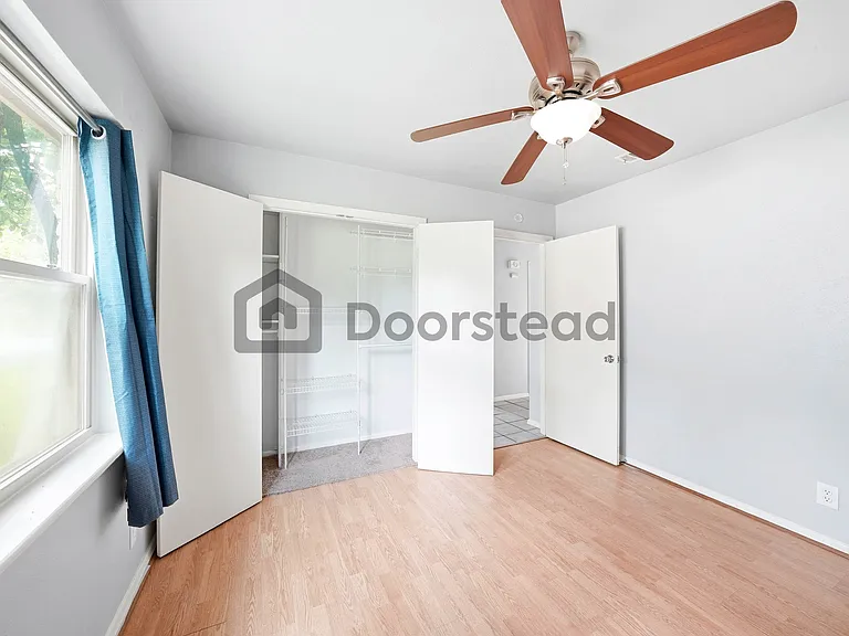 204 Jefflyn Ct — Photo 14