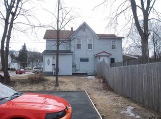 24 Park St, Gloversville, NY 12078