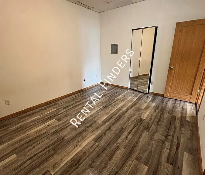 222 E Main St #3 — Photo 4