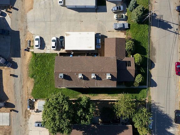 3rd image of 21250 Santa Maria Dr