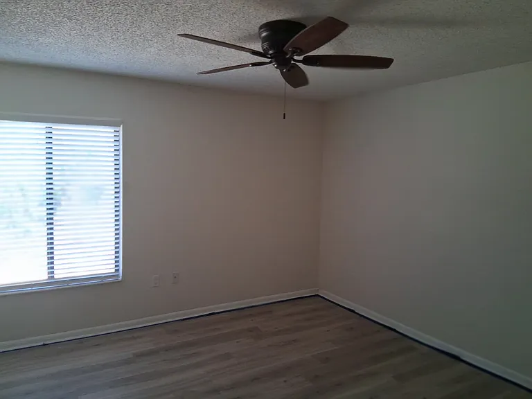 1882 Pine Ridge Way W #501-G — Photo 2