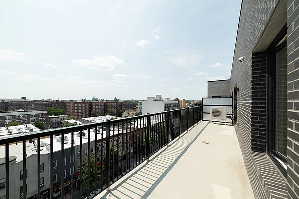 Rented by Key City Capital Inc | media 37