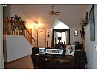 3rd image of 13616 NE 6th Ct