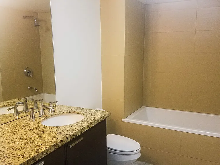 460 S Spring St #101 — Photo 14