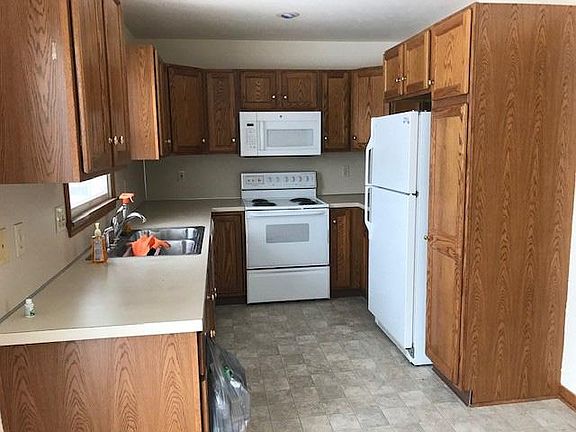 2nd image of 1191 Cranberry Ct