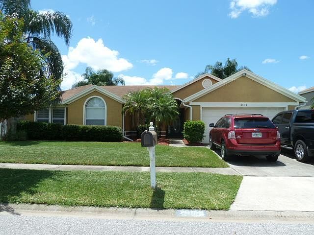 1st image of 2604 Rolling Broak Dr