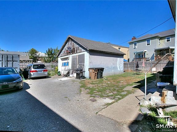 5th image of 511-513 South Fairfield Avenue South