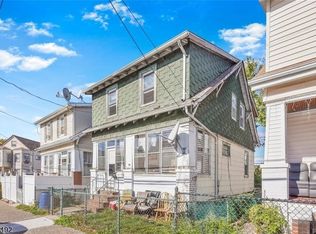 45 Dey St, Paterson City, NJ 07503