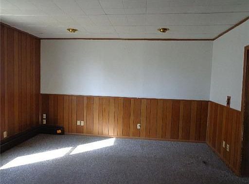 3rd image of 348 Washington Ave