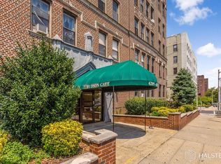 6215 Kennedy Blvd E, West New York, NJ 07093