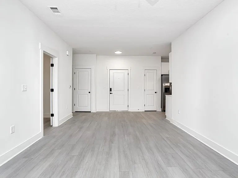Joy Park Luxury Apartments — Photo 23