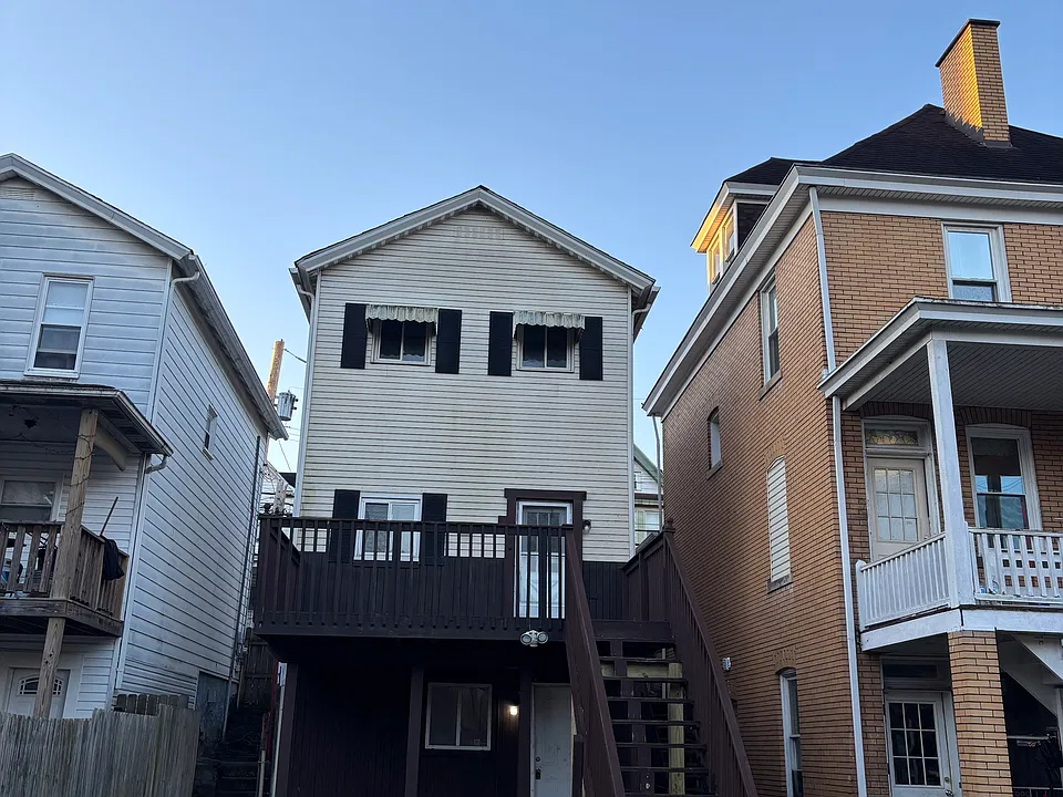 1108 Church Ave