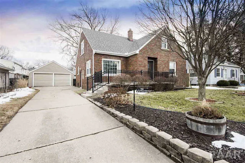 738 N Saint Anthony Pl photo 1