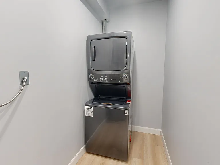 126 Price St #3 — Photo 15
