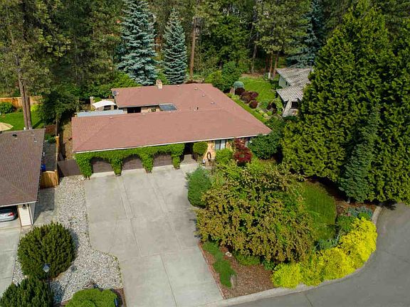2nd image of 1216 W Cherrywood Ct
