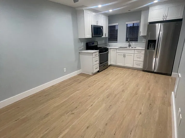 1212-1214 Ocean Ave. — Photo 4