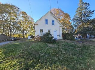 17 Grove St, Weymouth, MA 02189