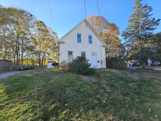 17 Grove St, Weymouth, MA 02189
