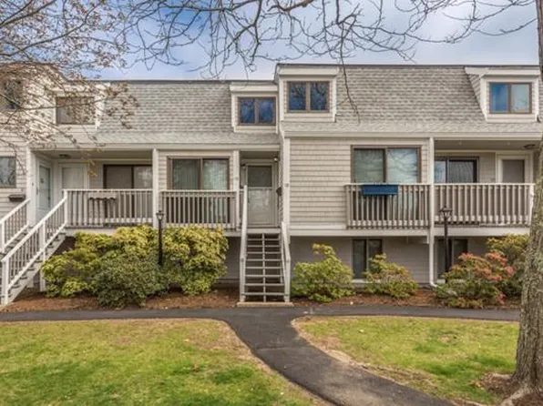 19 Atlantic Rd, Gloucester, MA 01930