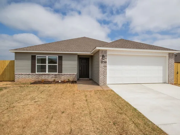 2720 Gorman St, Pea Ridge, AR 72751