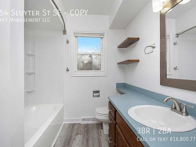954 Sluyter St SE #COPY — Photo 10