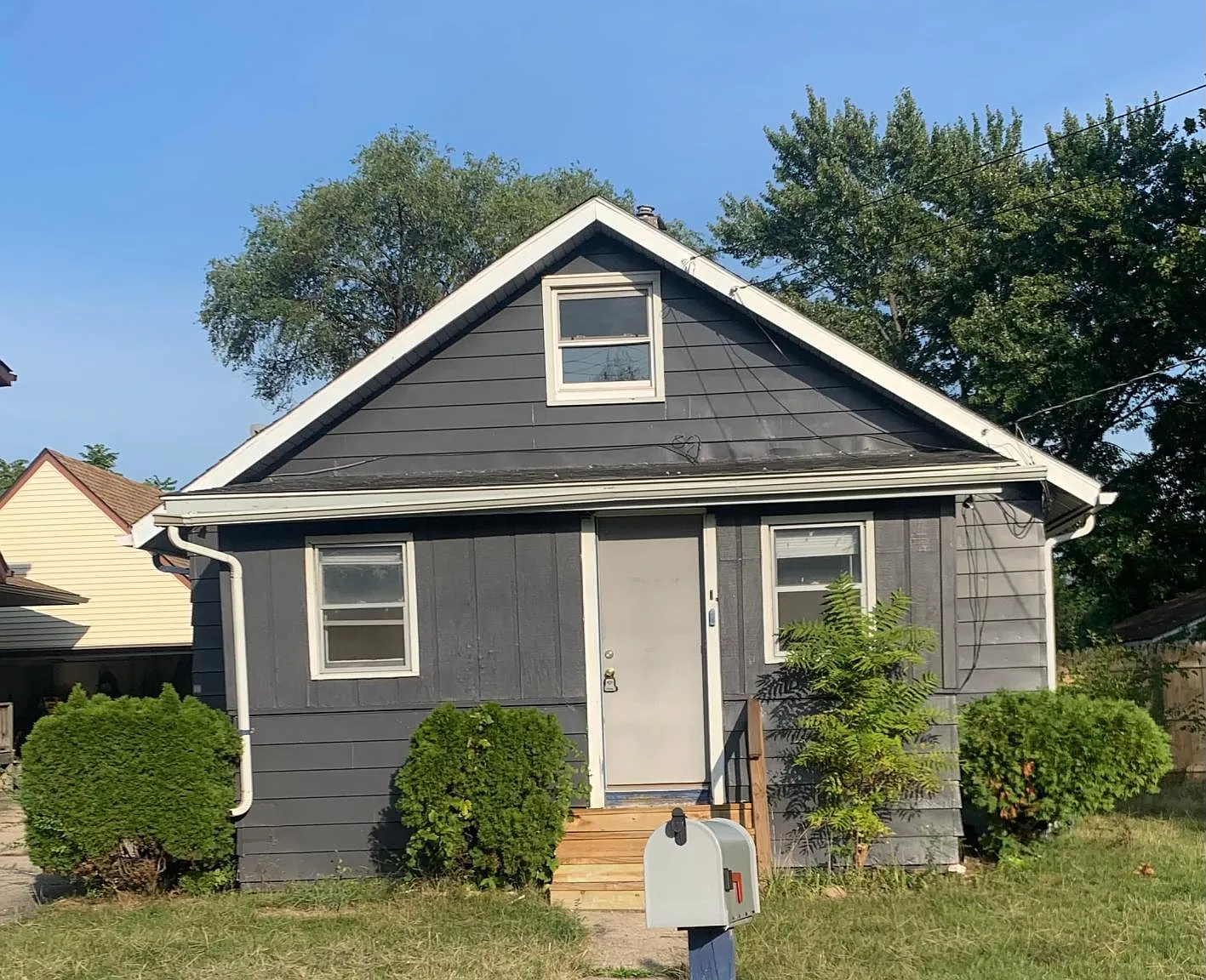 3 bed, 873 sqft, $1,500 — Photo 1