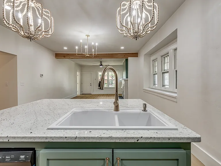 1723 W Park Pl — Photo 20