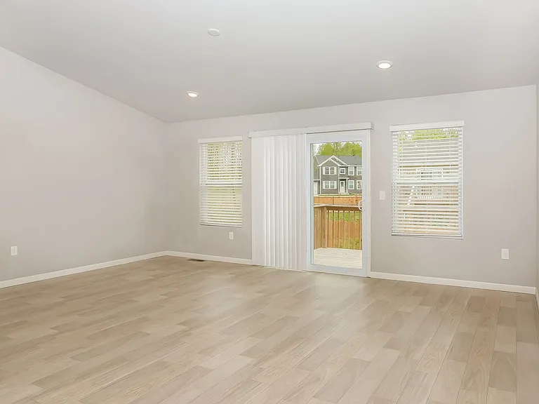 3866 Watertown Dr — Photo 7