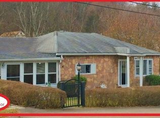 186 Penn Manor Rd, Irwin, PA 15642