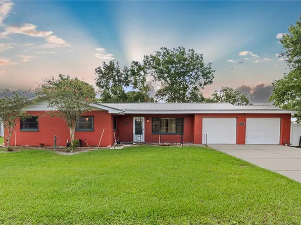 4945 Easton St, Lake Wales, FL 33859